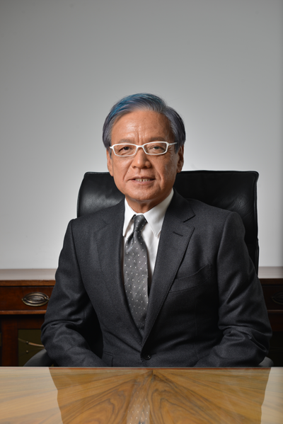 会長 滝山 正夫